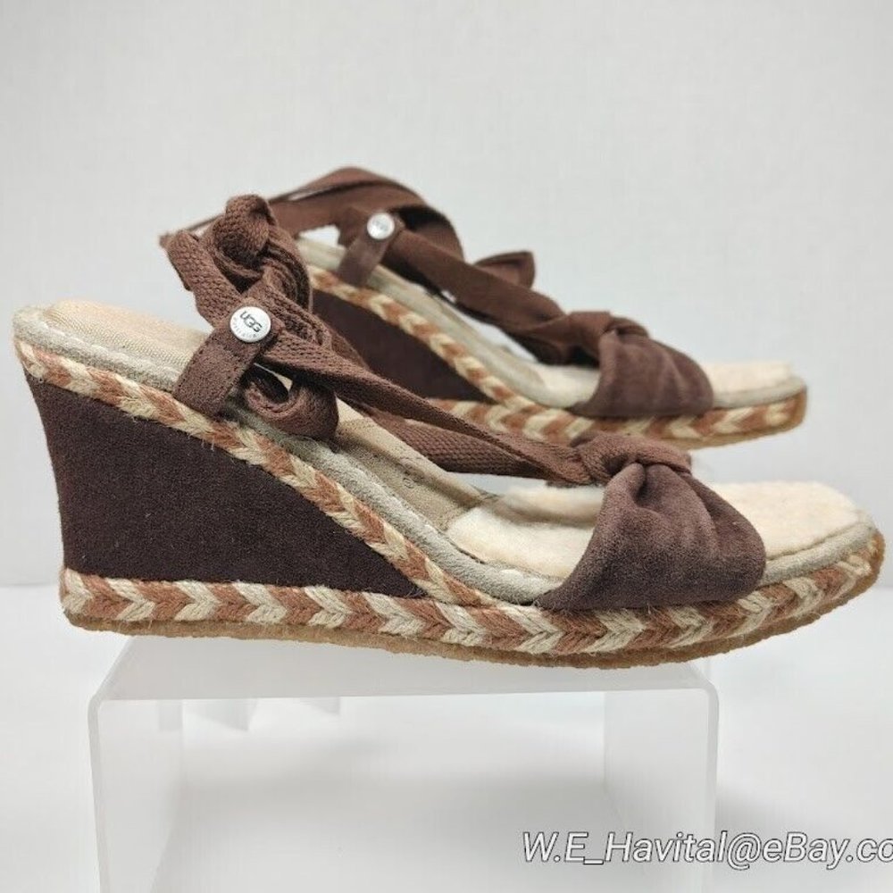 UGG® F8007L Women's Brown Suede Ankle Tie Strap Wedge Shoes Sandals Size US 9